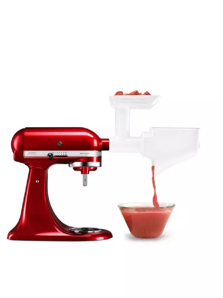 KitchenAid 5KSMFPPC – Pürieraufsatz an der Küchenmaschine montiert. KitchenAid 5KSMFPPC Pürieraufsatz, montiert an einer Küchenmaschine.