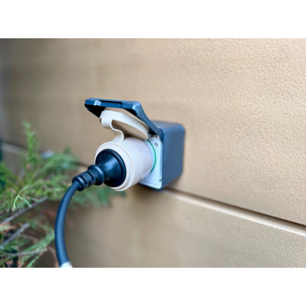 Shelly Outdoor Plug S Gen3 Smart-Steckdose | Matter-zertifiziert | IP44 wetterfest | Energiemessung | WLAN-Repeater & BLE-Gateway | Mokka
