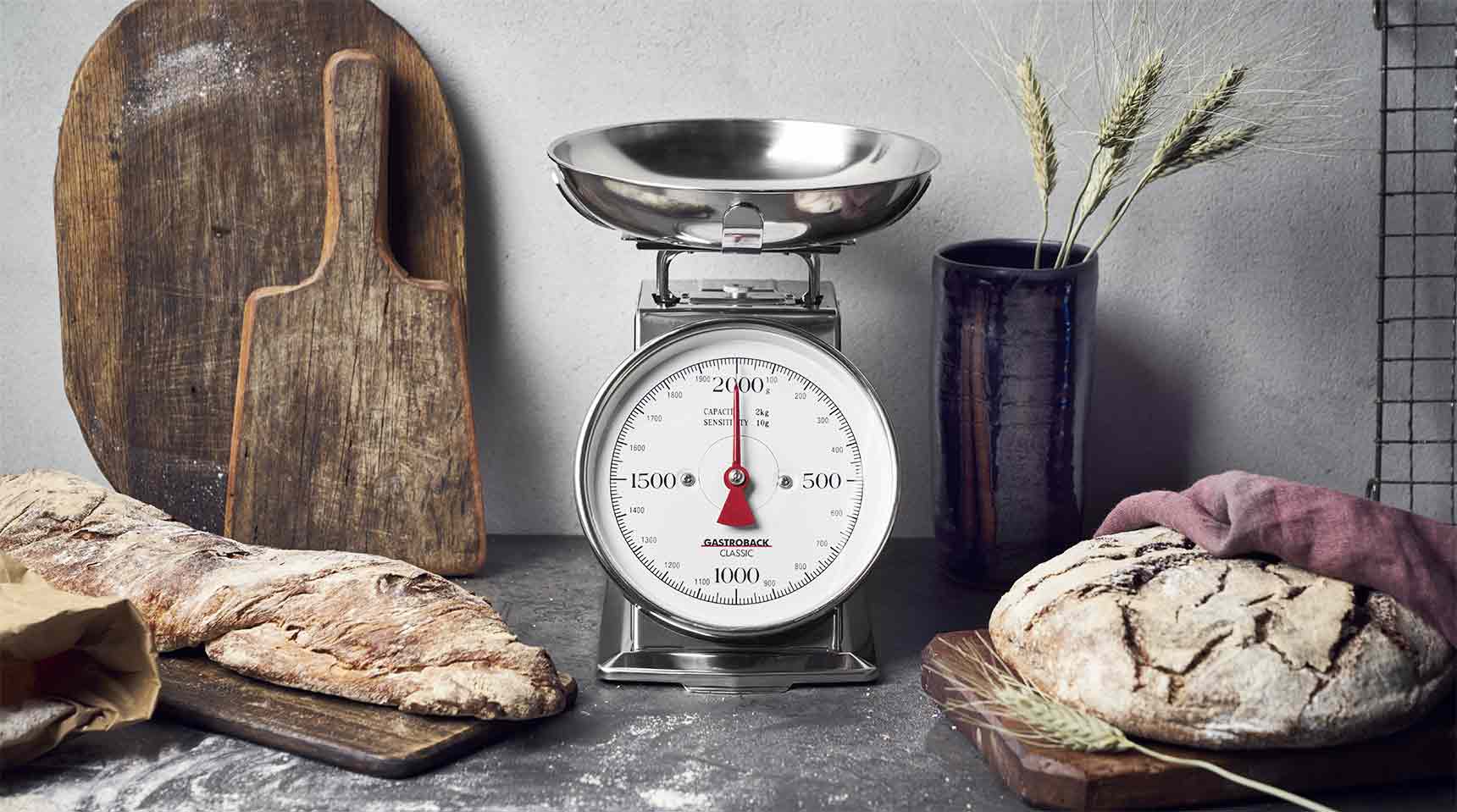 Tara-Funktion und Abmessungen Detailansicht der GASTROBACK 30102 Classic Waage