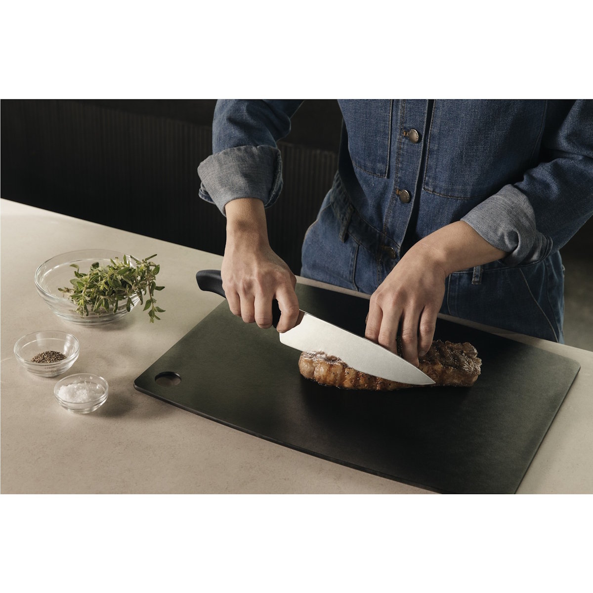 Ergonomischer Griff Victorinox Victorinox SwissClassic Tranchiermesser 20cm extra breit Schwarz Griff
