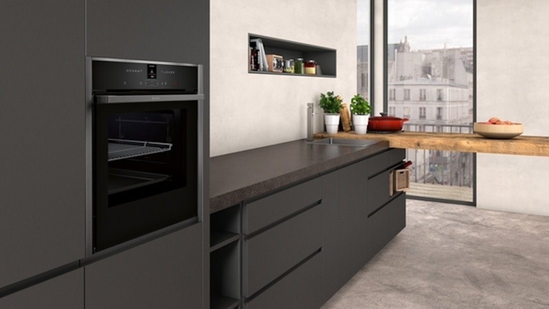 NEFF N70 B47CR22G0 Einbau-Backofen Slide & Hide Easy Graphite Grey