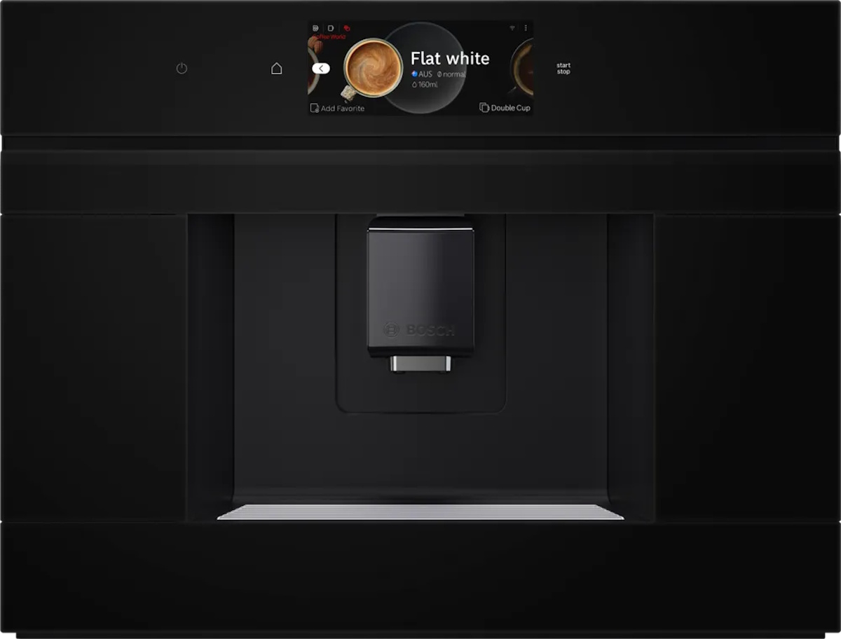 Bosch Serie 8 Einbau-Kaffeevollautomat CTL7181B0 in schwarzem Glasdesign Frontalansicht.