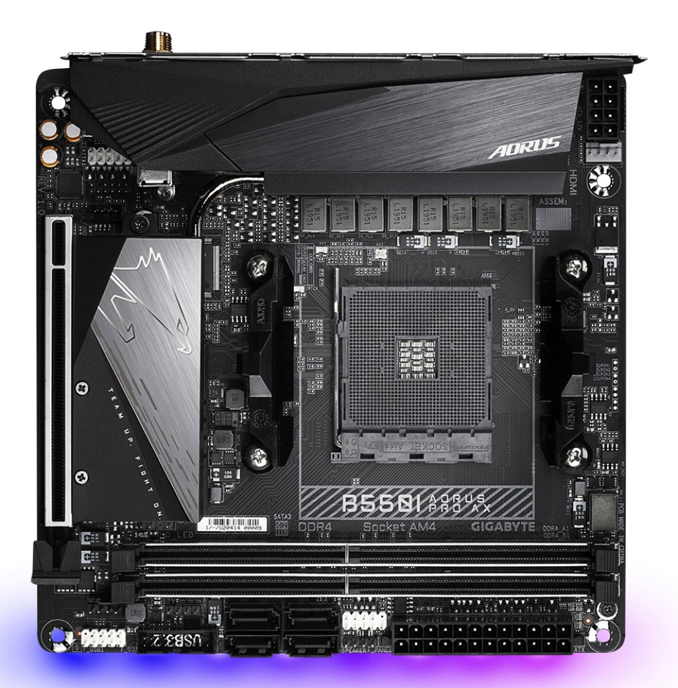 GIGABYTE B550I AORUS PRO AX