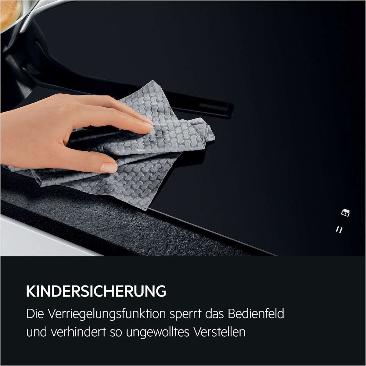Elegante, leicht zu reinigende schwarze Glaskeramik-Oberfläche des Induktionskochfelds