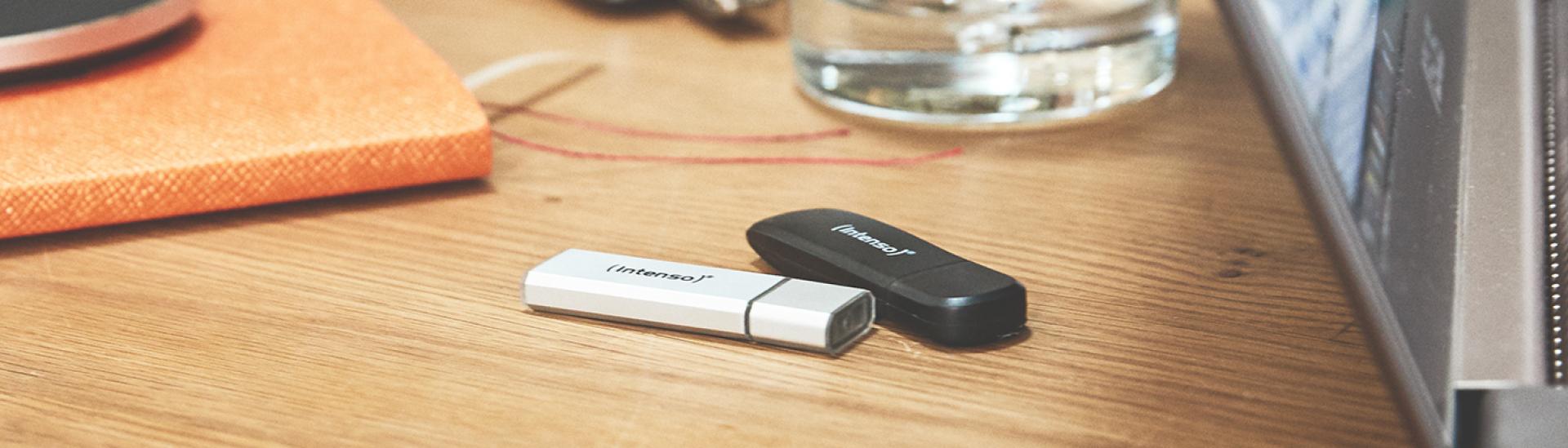 USB-Stick 32GB Intenso 3.0 Speed Line EAN: 4034303022151