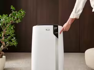 Soft-touch display air conditioner