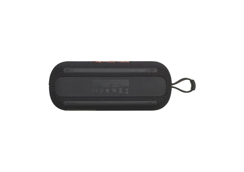 Die Unterseite des JBL Tuner 3 mit gummierten Anti-Rutsch-Füßen und eingeprägten technischen Spezifikationen sowie Prüfsiegeln.