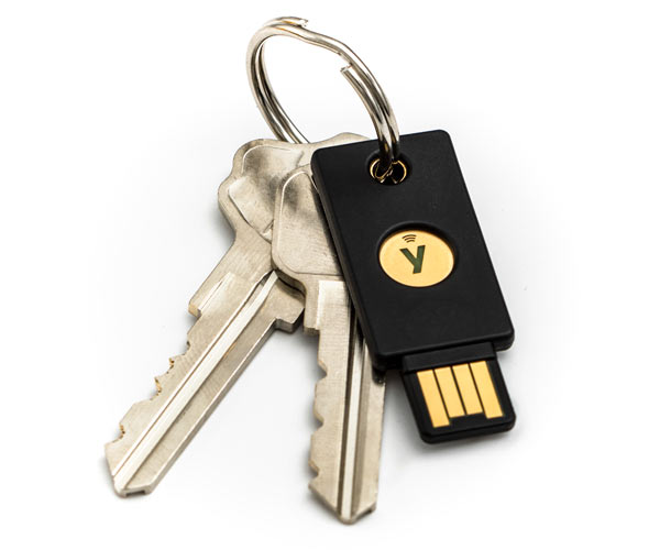 Yubico YubiKey 5 NFC ist wasser- und stoßfest und ermöglicht eine sichere Authentifizierung im Alltag