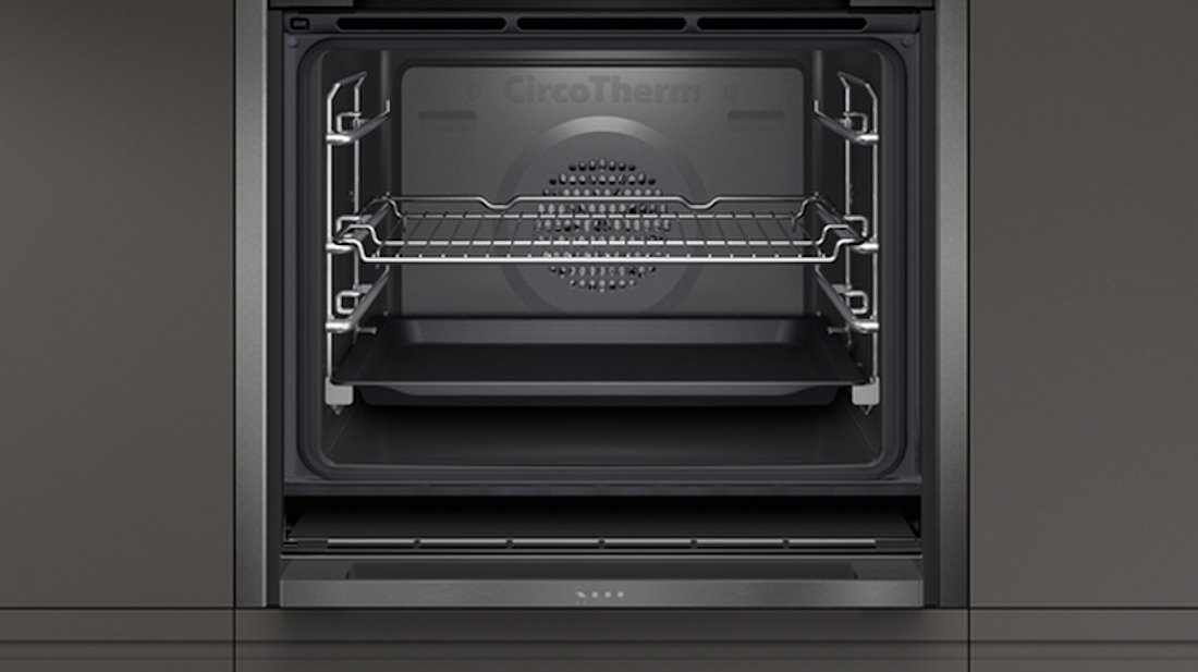 NEFF N70 B47CR22G0 Einbau-Backofen Slide & Hide Easy Graphite Grey
