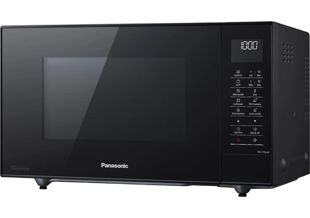 Schräge Frontansicht der Panasonic NN-CT56 Kombi-Mikrowelle mit spiegelnder Glasfront.
