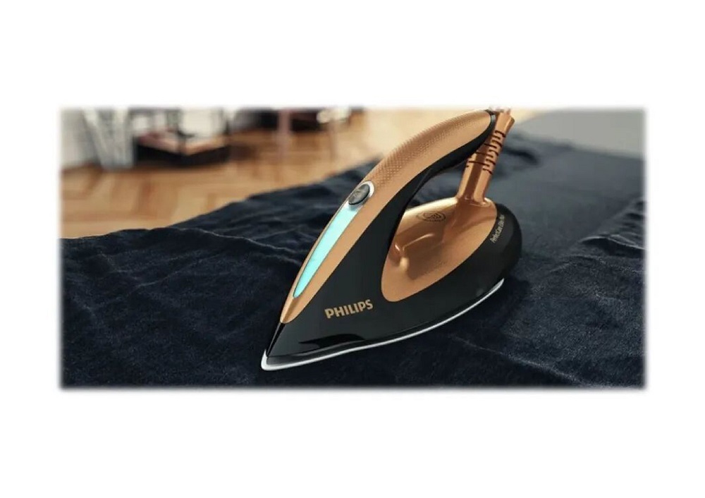 Philips PerfectCare ElitePlus GC9682/80 steam generator iron with soleplate