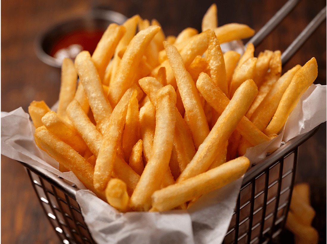 Knusprige Pommes aus dem GASTROBACK 42815 Design Ofen Knusprige Pommes aus dem GASTROBACK 42815 Design Ofen
