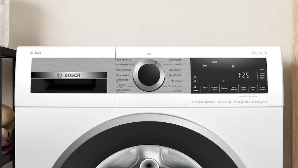 Bosch WGG244F40 Waschmaschine mit Bedienfeld, Programmwahlrad und Display, im Hauswirtschaftsraum