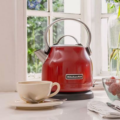 KitchenAid 5KEK1222EER Kettle CLASSIC 1.25 Liter Empire Red | EAN 5413184151553 | store-jet.de