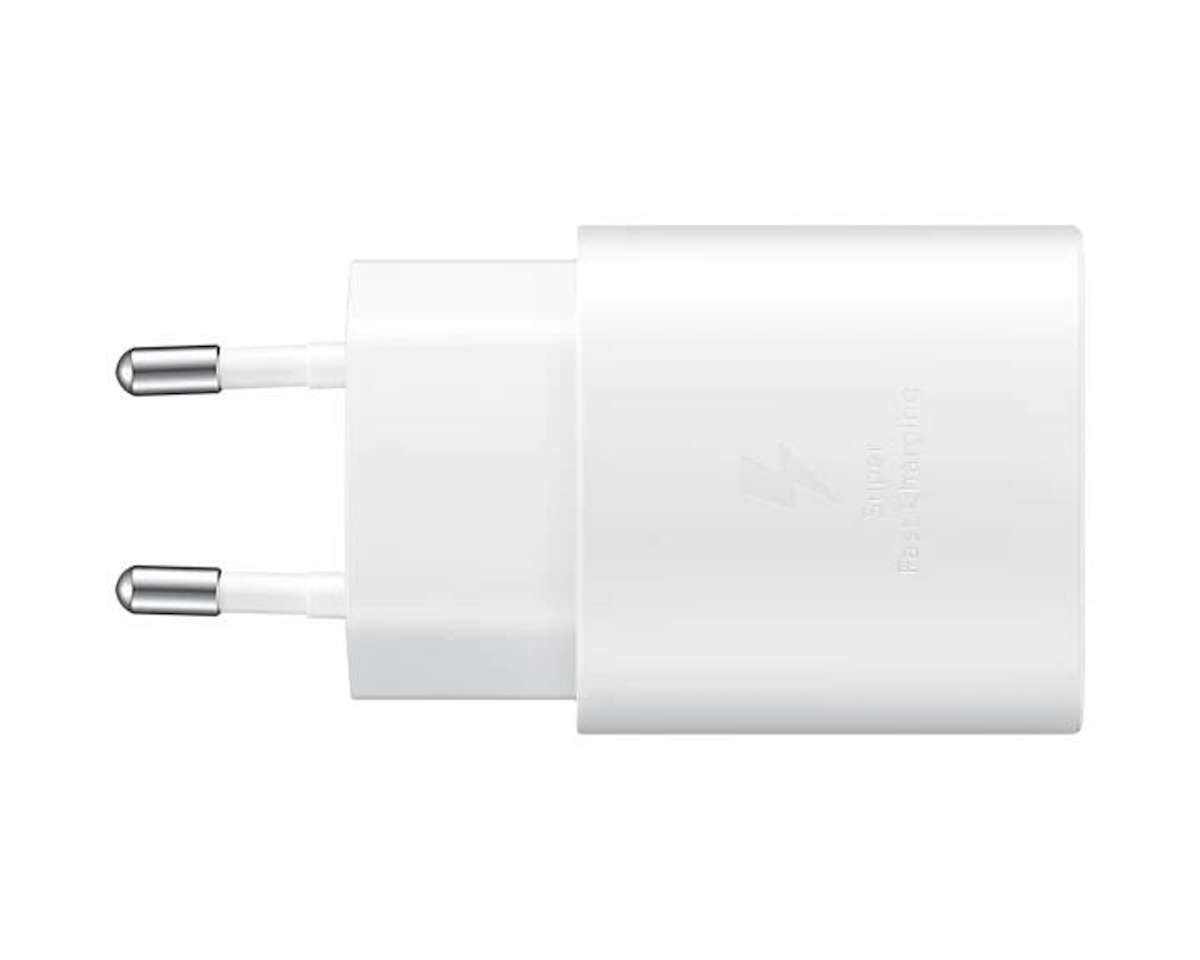 Slim design of the Samsung 25W USB-C PD wall charger from the side