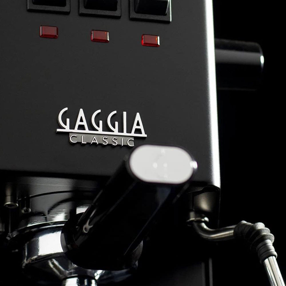 Professioneller Siebträger und verbesserte Brühgruppe Professioneller Siebträger Gaggia Classic Evo