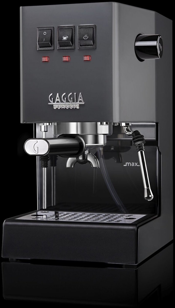 Bedienfeld und Schalter der Gaggia Classic Evo Siebträgermaschine