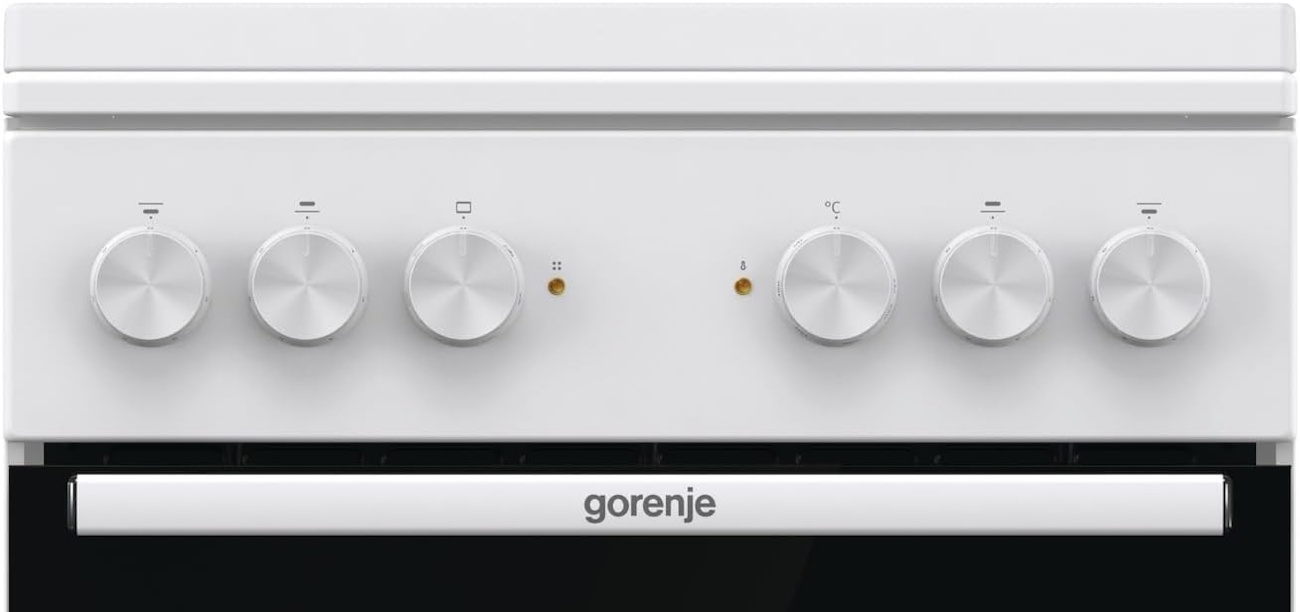 Ergonomische Drehknöpfe zur Steuerung von Kochstellen und Backofenfunktionen.