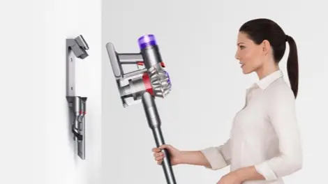 Dyson V8 Stielsauger Akkubetrieben