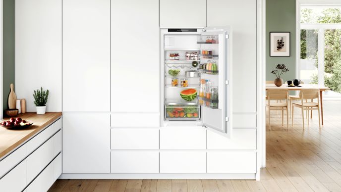 BOSCH Serie 6, Einbau-Kühlschrank mit Gefrierfach KIL42ADD1
