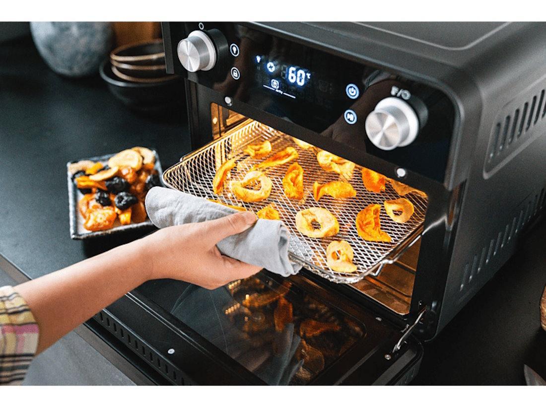 GASTROBACK 42815 Ofen, Lieferumfang: GASTROBACK Mini-Backofen mit Backblech und Grillrost Gastroback 42815 Design Ofen Air Fry & Pizza - Große Kapazität von 22 Litern