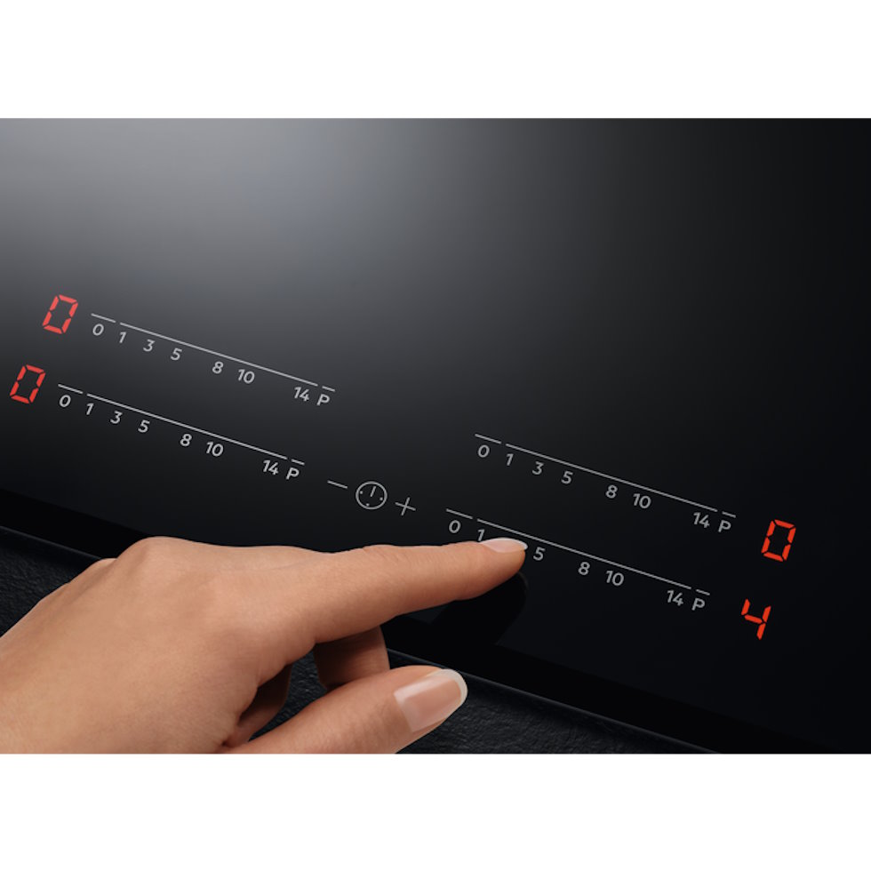 AEG IKE74441XB autarkes Induktionskochfeld - Touch-Bedienung: Einfache und intuitive Steuerung per Fingertipp.