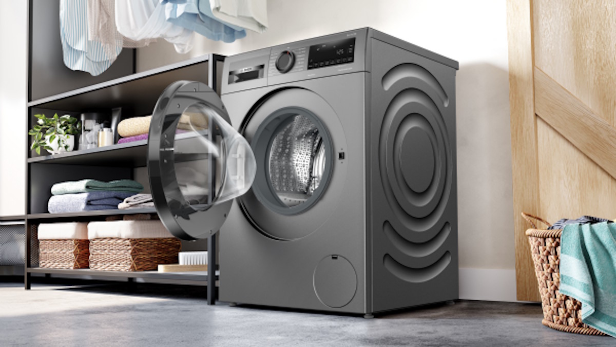 Seitenansicht der Bosch WGG244ZR10 Waschmaschine in Dunkelgrau, zeigt das moderne AntiVibration Design der Seitenwand.