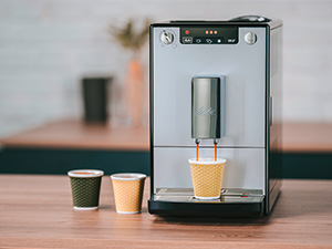 Verschiedene Kaffeevariationen Melitta Solo E950-203 Kaffeevollautomat verschiedene Kaffeevariationen