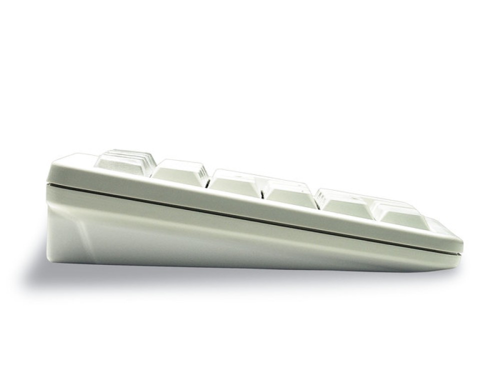 CHERRY G84-4700