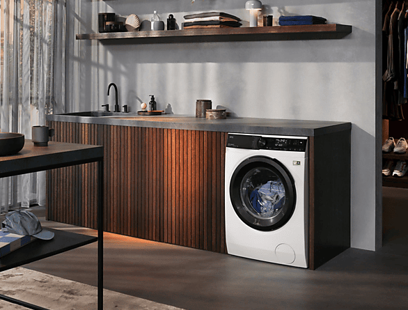 AEG LR9W75490 Series 9000 washing machine 9kg