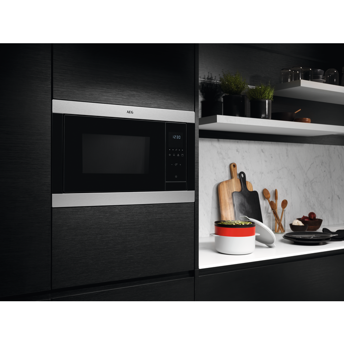 5B4IyDH8nW2xYo Einbaumikrowelle MSB2547D-M_EAN: 7332543511235