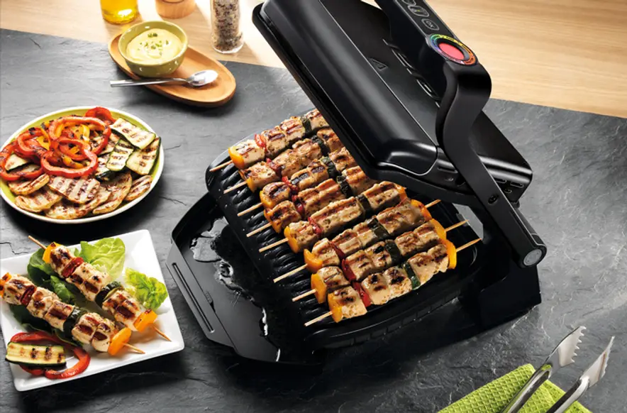 Automatisches Garen mit Sensor und Anzeige der Garstufe am Grill für perfekte Grillergebnisse