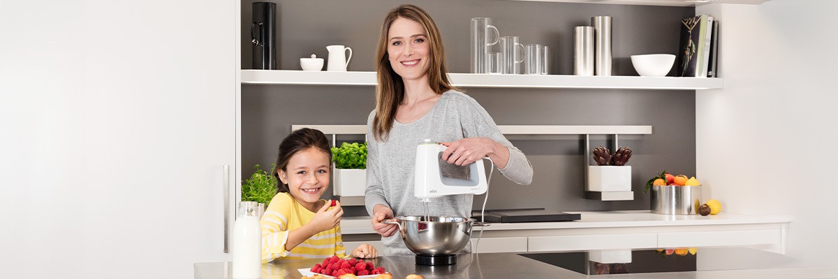 Braun MultiMix 3 HM3000 hand mixer banner with SmartMix technology