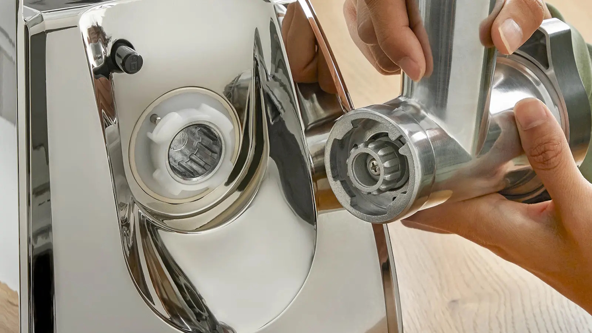 Bosch MFW67440 ProPower Fleischwolf 2000W – inkl. Wurststopfer & Durchlaufschnitzler, 3,5 kg/min