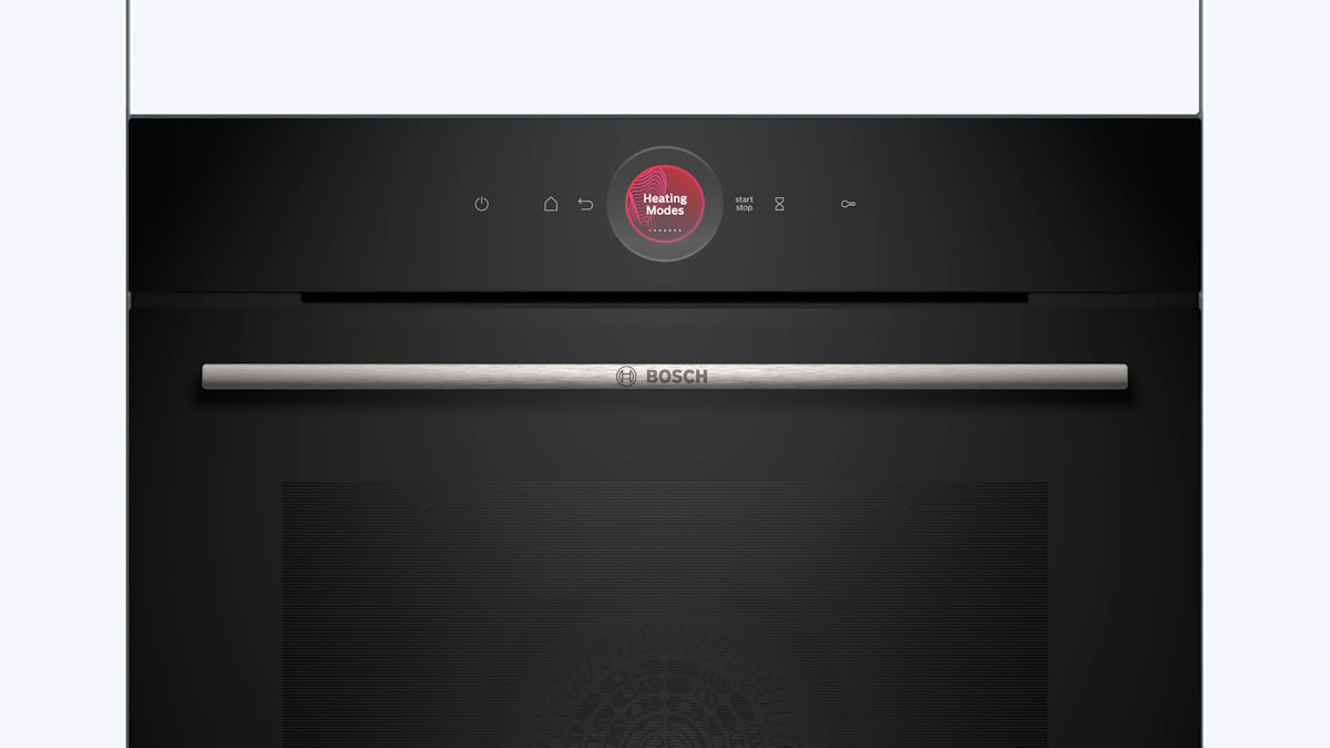 Display showing the activated child lock on the oven's TFT screen.