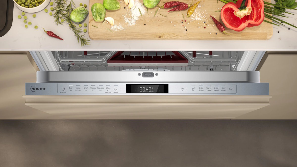 Neff S257ZCX18E Geschirrspüler Bedienfeld auf Türoberseite mit Programmwahl (Eco 50 °C, Auto, Chef 70 °C u. a.), Zusatzfunktionen und Startzeitvorwahl bis 24 Stunden