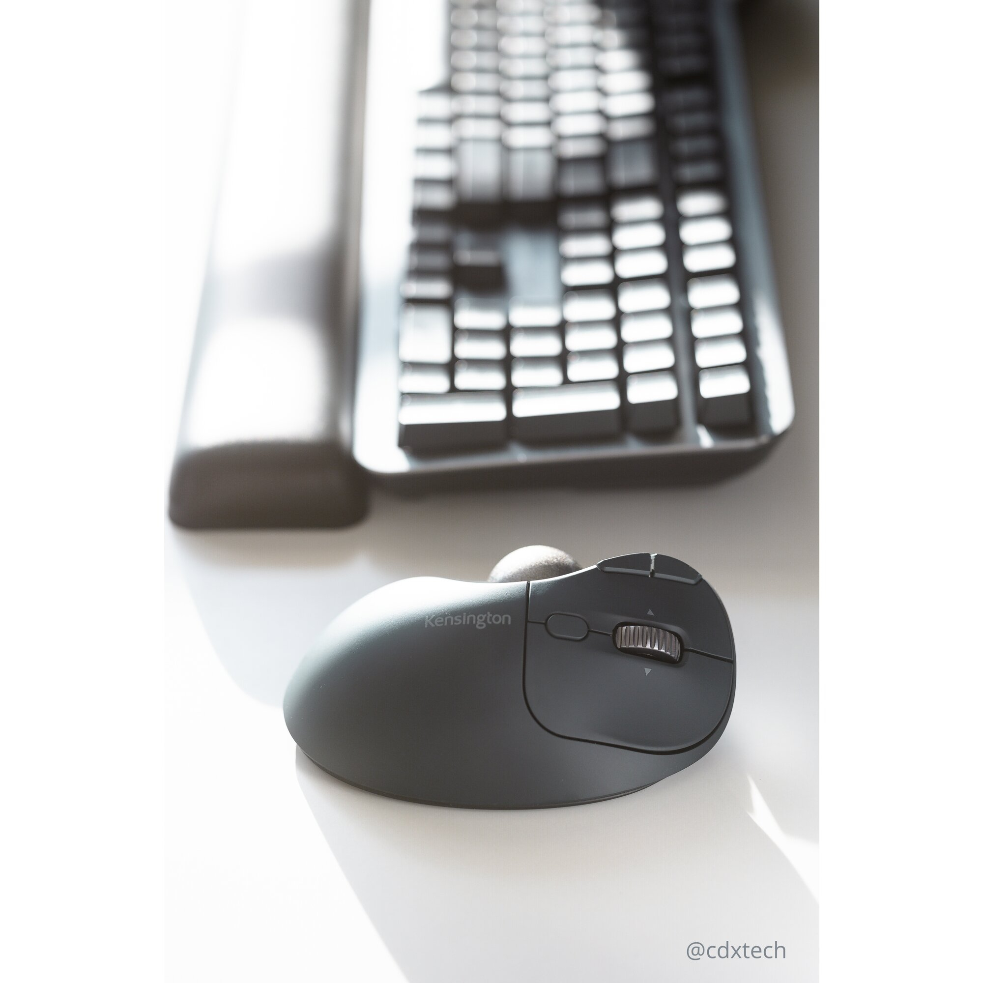Kensington TB550